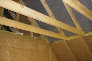 5. Katus korruse soojustus 1.JPG